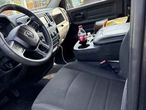 Used 2019 RAM 1500 Express w/ Express Value Package AWD/4WD image 11