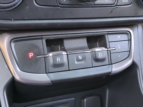 Used 2022 GMC Terrain AT4 AWD/4WD image 8