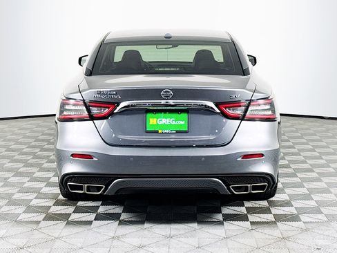 Used 2022 Nissan Maxima SV w/ Floor Mat Group FWD image 8
