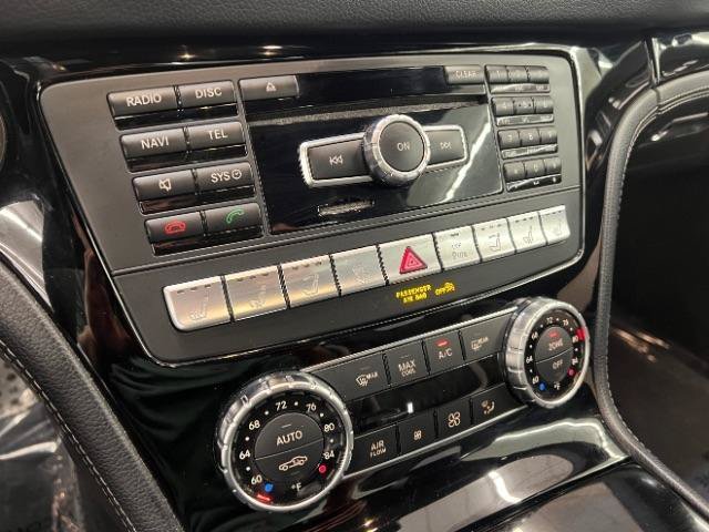 Used 2015 Mercedes-Benz SL 550 w/ White Arrow Edition image 22