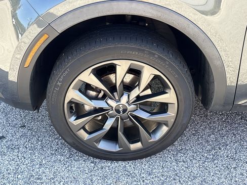 Certified 2023 Kia Sorento X-Line EX AWD/4WD image 28