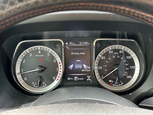 Used 2018 Nissan Titan Platinum Reserve w/ Platinum Utility Package image 8