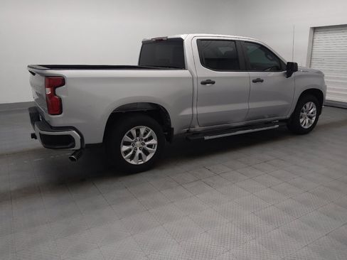 Used 2020 Chevrolet Silverado 1500 Custom w/ Custom Value Package RWD image 10