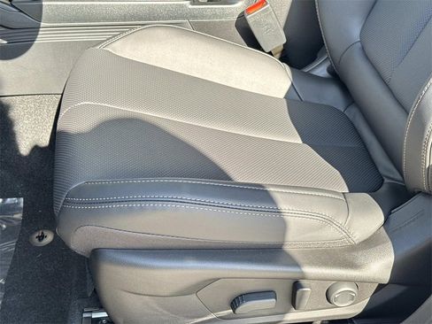 New 2026 Subaru Outback Limited image 12