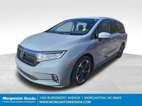 Used 2023 Honda Odyssey Elite image 3