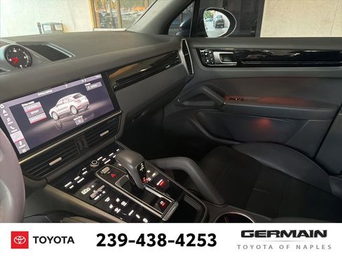 Used 2019 Porsche Cayenne S AWD/4WD image 16