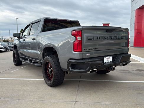 Used 2020 Chevrolet Silverado 1500 Custom Trail Boss w/ Custom Convenience Package AWD/4WD image 9