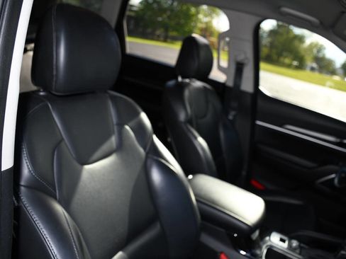 Used 2020 Kia Telluride LX FWD image 28