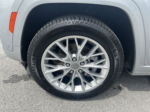 Certified 2023 Jeep Grand Cherokee Summit w/ Advanced Protech Group IV AWD/4WD image 11