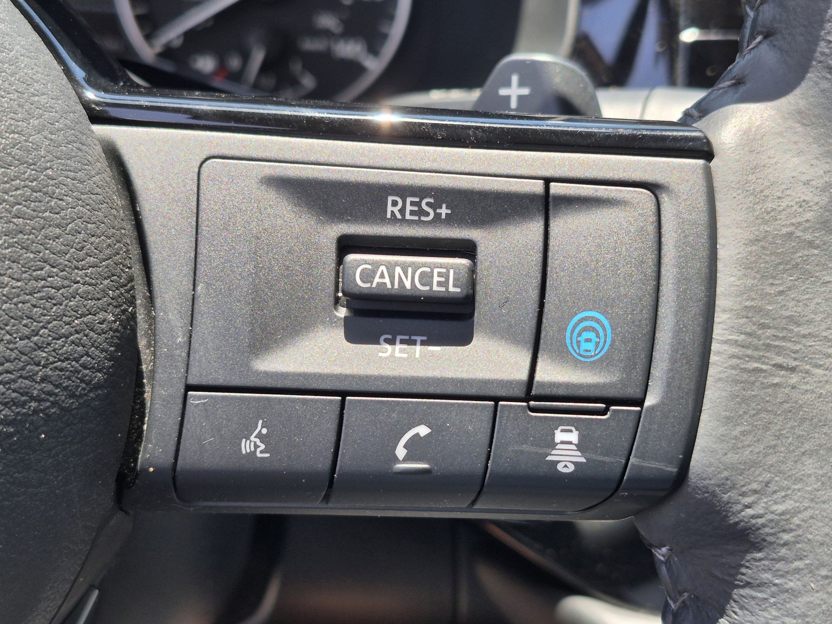 Used 2024 Nissan Pathfinder SL w/ SL Premium Package AWD/4WD image 35