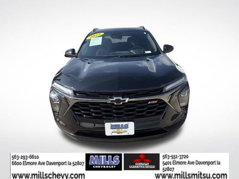 Used 2025 Chevrolet Trax RS w/ Driver Confidence Package FWD image 8