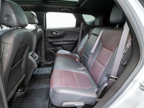 Used 2021 Chevrolet Blazer RS image 31