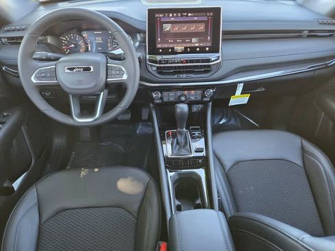 New 2026 Jeep Compass Latitude AWD/4WD image 9