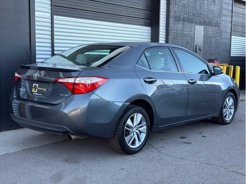 Used 2014 Toyota Corolla LE FWD image 3