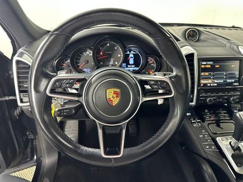 Used 2015 Porsche Cayenne Diesel image 14