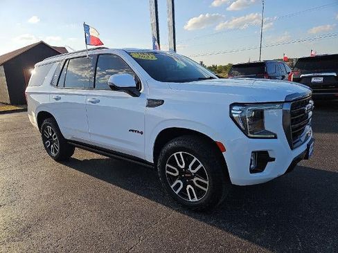 Used 2023 GMC Yukon AT4 AWD/4WD image 10