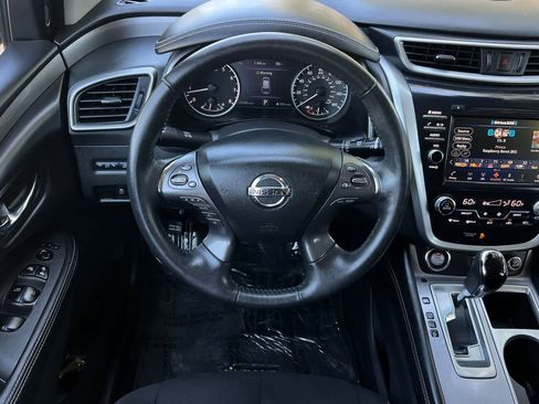 Used 2021 Nissan Murano SV FWD image 16
