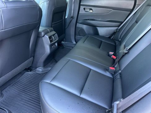 Certified 2025 Nissan Murano SV AWD/4WD image 11
