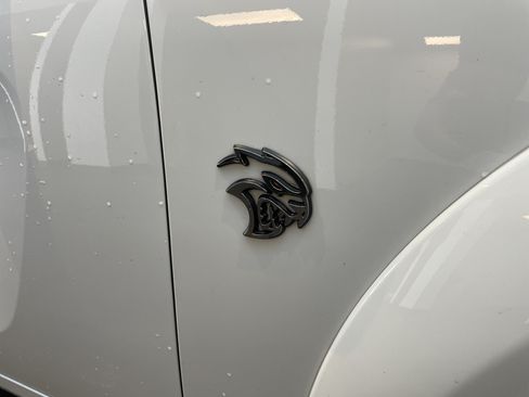 Used 2021 Dodge Charger SRT Hellcat RWD image 12