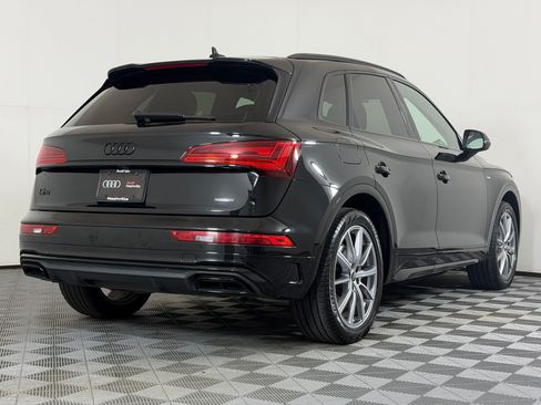 Certified 2023 Audi Q5 e Premium Plus w/ Premium Plus Package AWD/4WD image 9