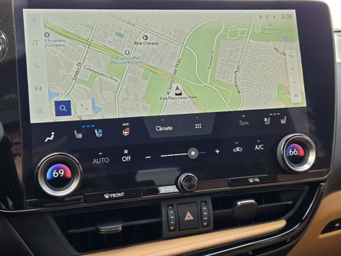Used 2024 Lexus NX 350h AWD image 13