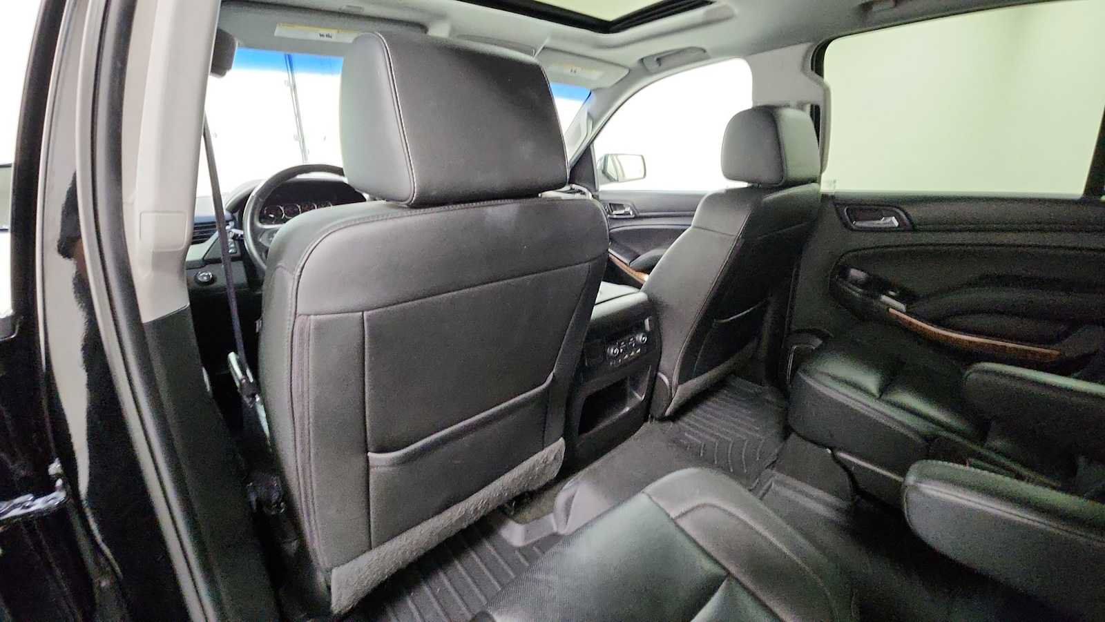 Used 2017 Chevrolet Tahoe Premier AWD/4WD image 27