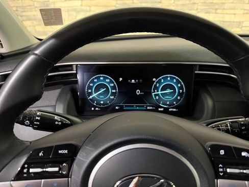 Used 2022 Hyundai Tucson SEL w/ Convenience + Premium Package FWD image 18