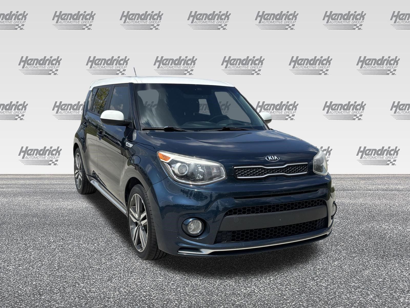 Used 2018 Kia Soul + FWD image 2