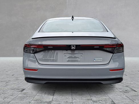 Used 2023 Honda Accord Sport image 5