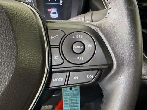 Used 2020 Toyota Corolla SE FWD image 15