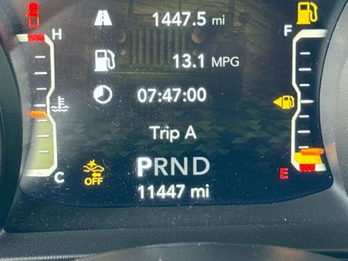 Used 2026 Jeep Gladiator Mojave AWD/4WD image 15