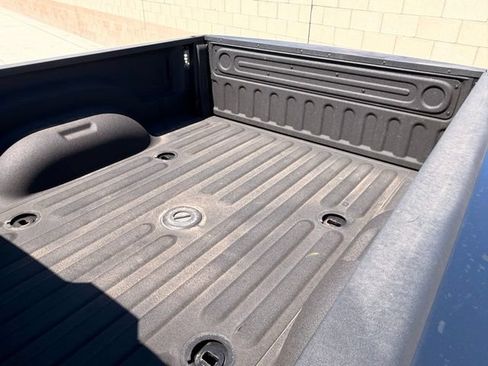 Used 2025 RAM 3500 Laramie AWD/4WD image 12