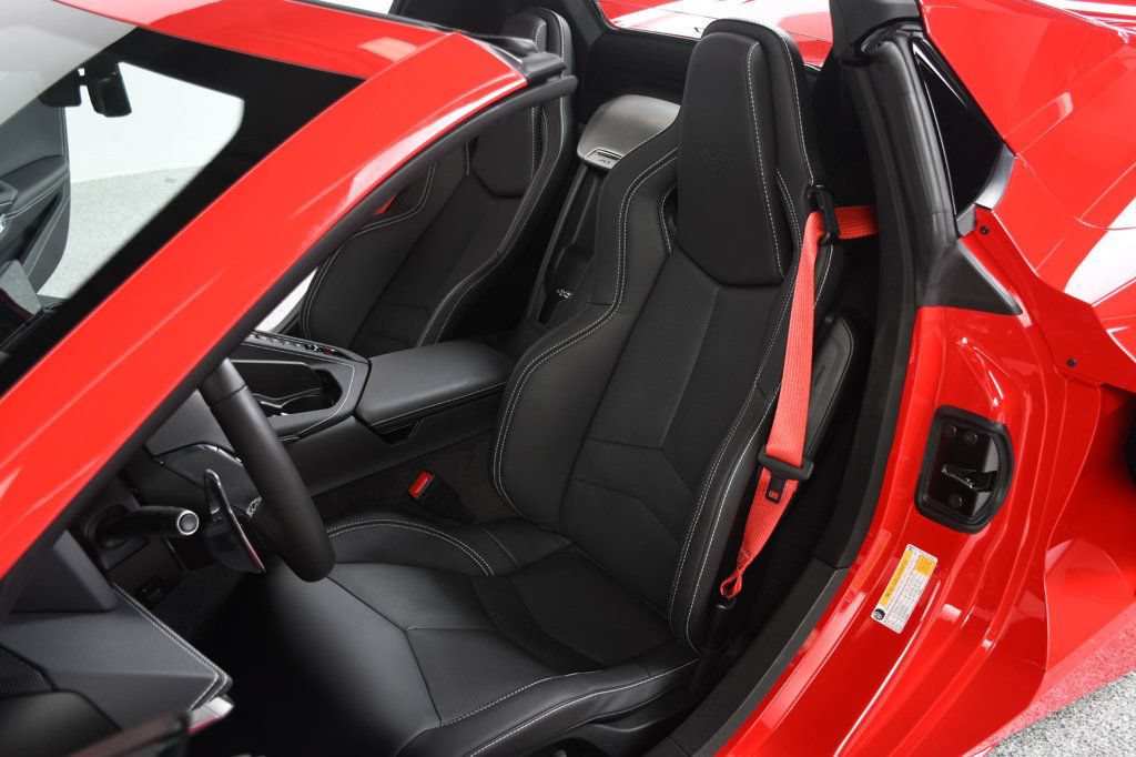 Used 2023 Chevrolet Corvette Stingray Preferred Conv w/ Z51 Performance Package RWD image 36