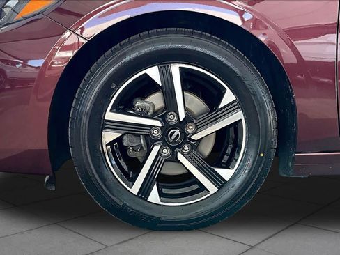 Certified 2024 Nissan Sentra SV FWD image 11