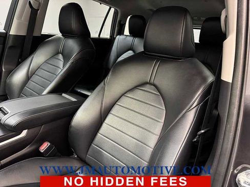 Used 2021 Toyota Highlander XLE image 14