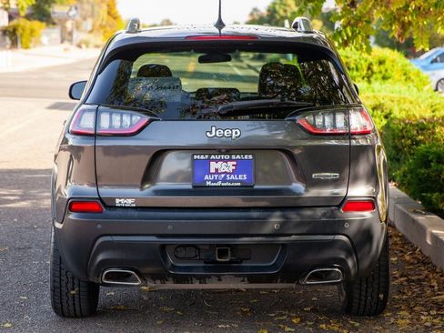 Used 2019 Jeep Cherokee Latitude Plus w/ Cold Weather Group image 6