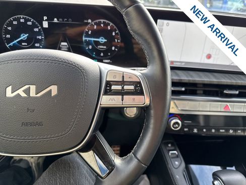 Used 2025 Kia Telluride SX Prestige AWD/4WD image 22