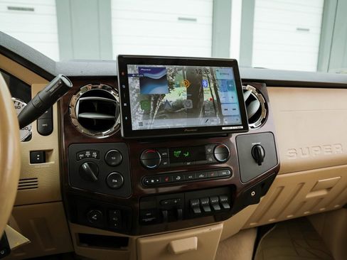 Used 2008 Ford F450 Lariat image 9