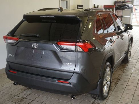Used 2024 Toyota RAV4 XLE Premium image 15