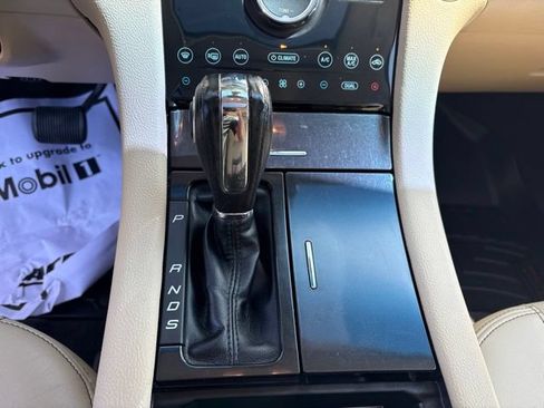 Used 2019 Ford Taurus Limited FWD image 20