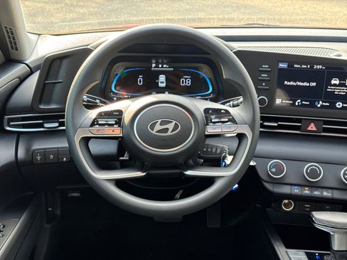 New 2026 Hyundai Elantra SE w/ Cargo Package image 16