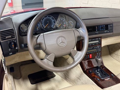 Used 1997 Mercedes-Benz SL 320 image 48