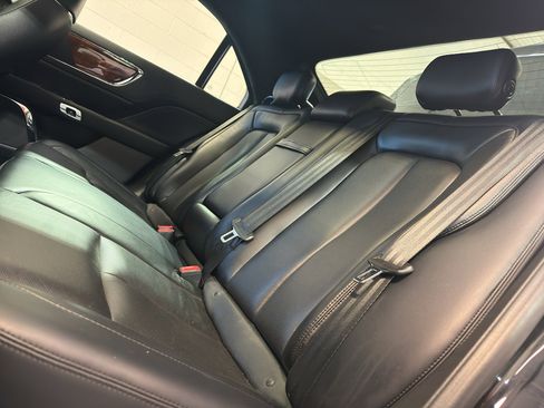 Used 2017 Lincoln Continental Reserve w/ Climate Package AWD/4WD image 30