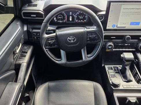 Certified 2025 Toyota 4Runner Limited AWD/4WD image 6