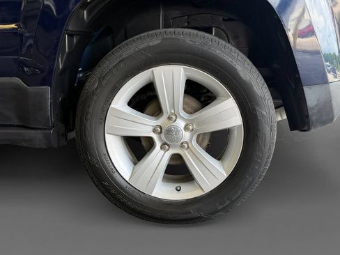 Used 2016 Jeep Patriot Sport w/ Tire & Wheel Group FWD image 16