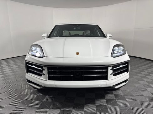 Certified 2026 Porsche Cayenne Coupe AWD/4WD image 10
