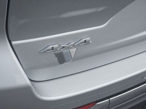 New 2025 Jeep Grand Cherokee Laredo X w/ Luxury Tech Group I image 10