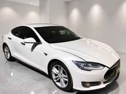 Used 2015 Tesla Model S 85D