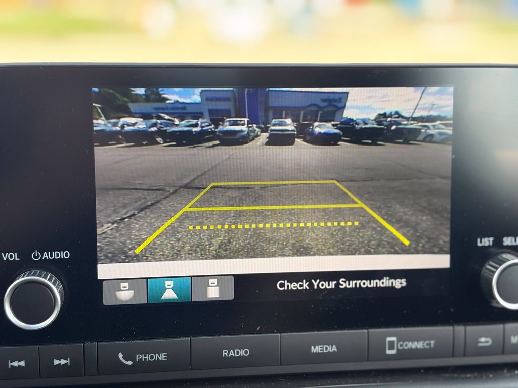 Used 2025 Honda HR-V LX image 34
