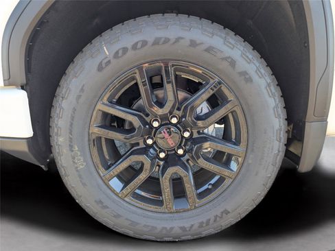 New 2026 GMC Sierra 1500 Elevation image 9